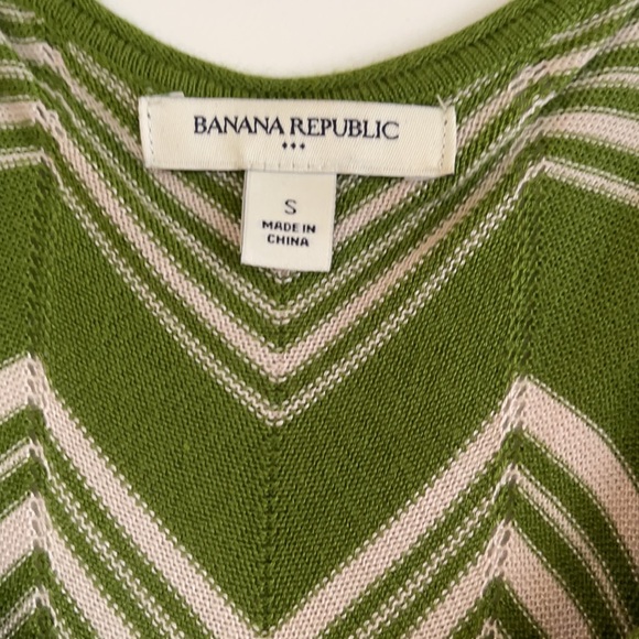 Banana Republic light sweater tank - Picture 3 of 4